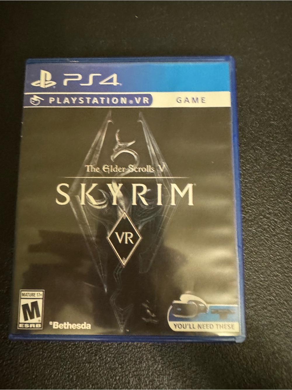 Skyrim V VR PS4 Game Disc